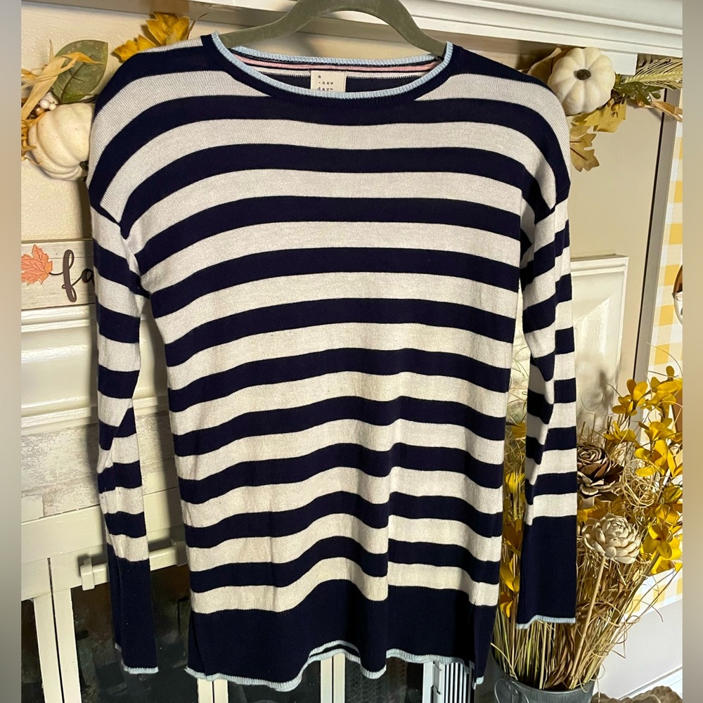 A New Day Navy and White Striped Sweater Like New Size XS